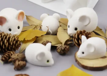 Discover Why This 6-Cavity Silicone Mold Elevates Your Dessert Creations