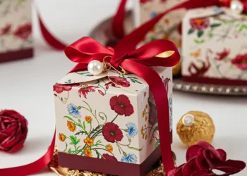 Top 20 Creative Hand-Painted Wedding Favor Boxes to Impress Your Guests