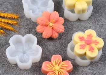 Create Beautiful Crafts Easily with This Versatile Silicone Mold Review
