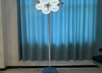 Top Portable LED Operating Lights for Veterinary and Medical Use Reviewed